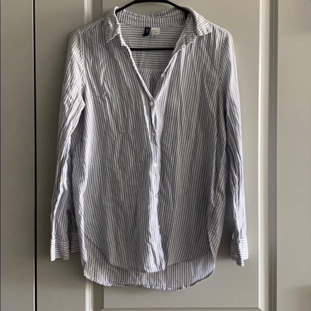 Divided H&M Button Down